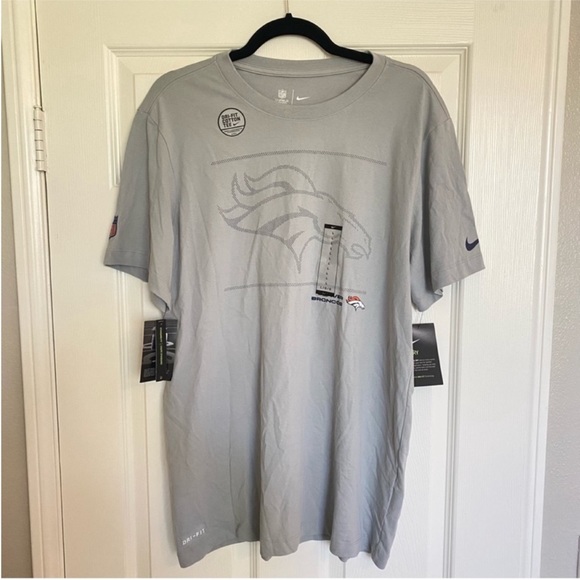 Men’s Gray NFL Denver Broncos Nike Dri Fit Short Sleeve Tee Size Large - Picture 2 of 9